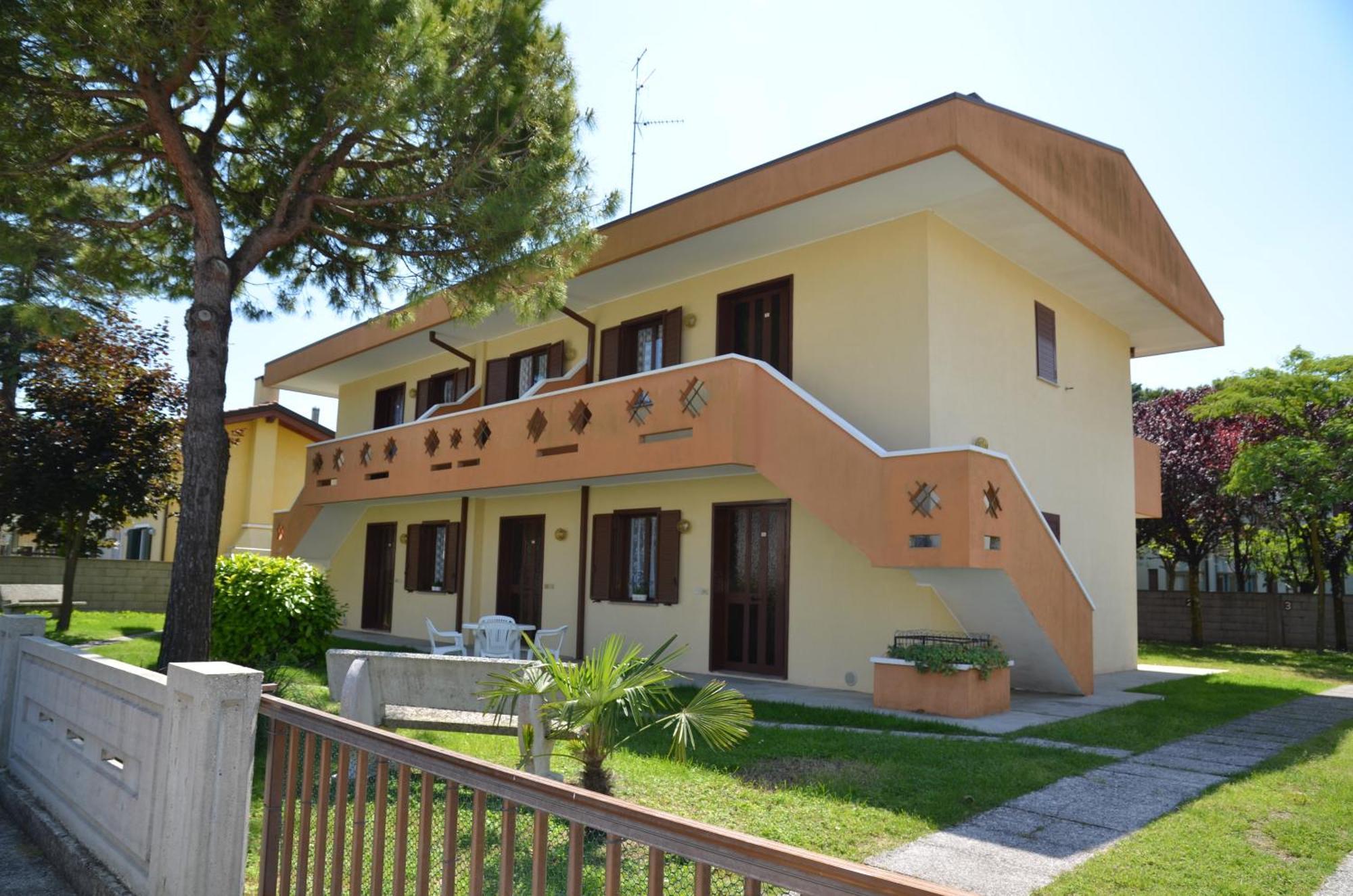 Villa Marina Бибионе Екстериор снимка