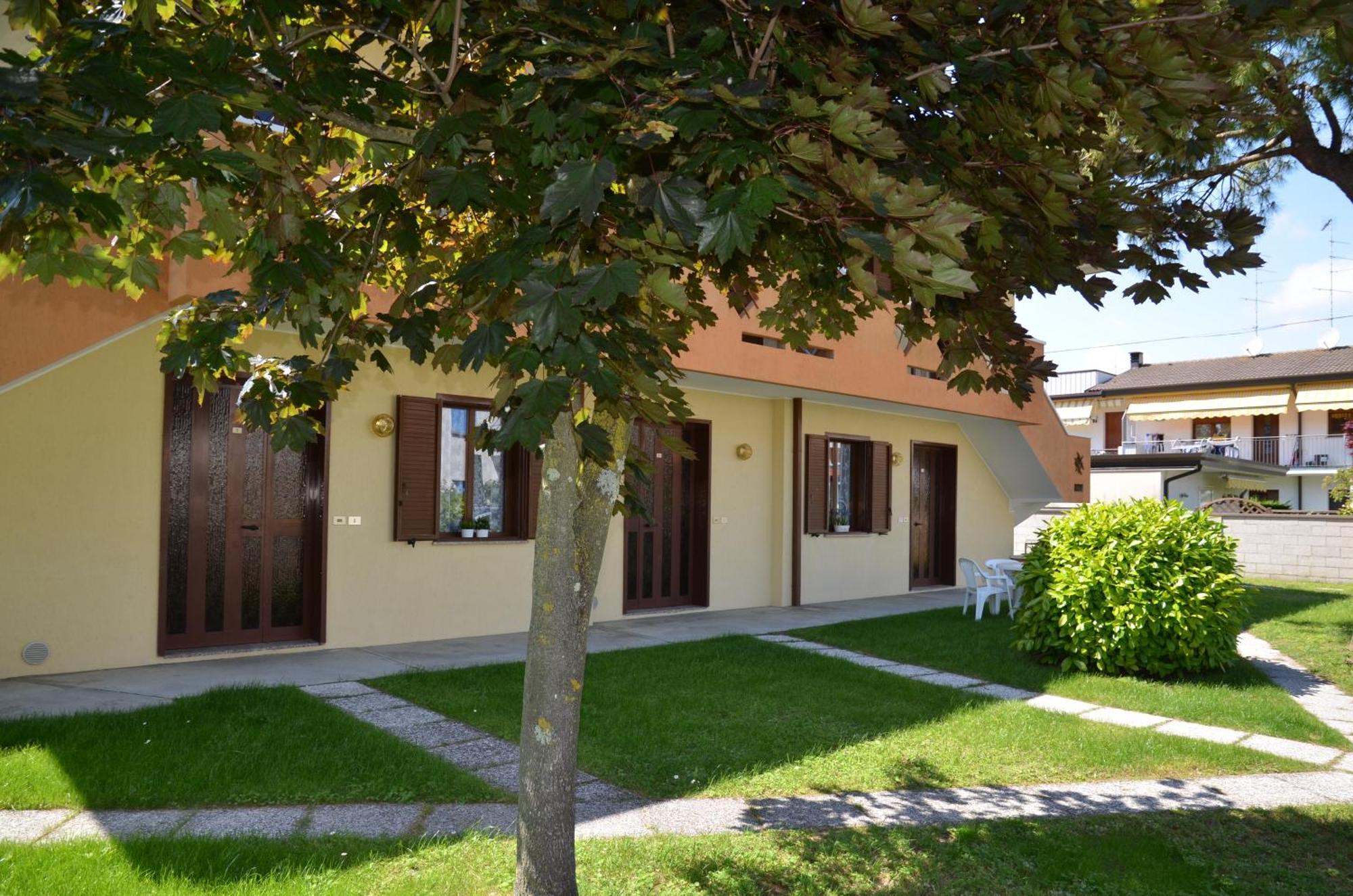 Villa Marina Бибионе Екстериор снимка